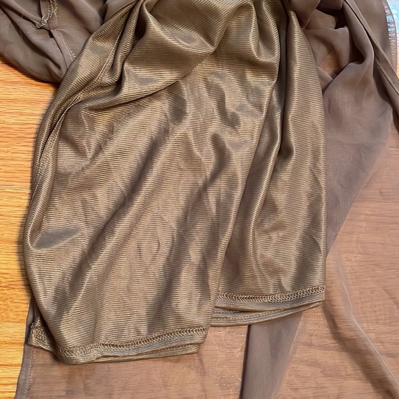 NWOT Forever21 Crewneck Sleeveless Loose Airy Summer Nude Beige Tan Maxi Dress - Picture 7 of 8